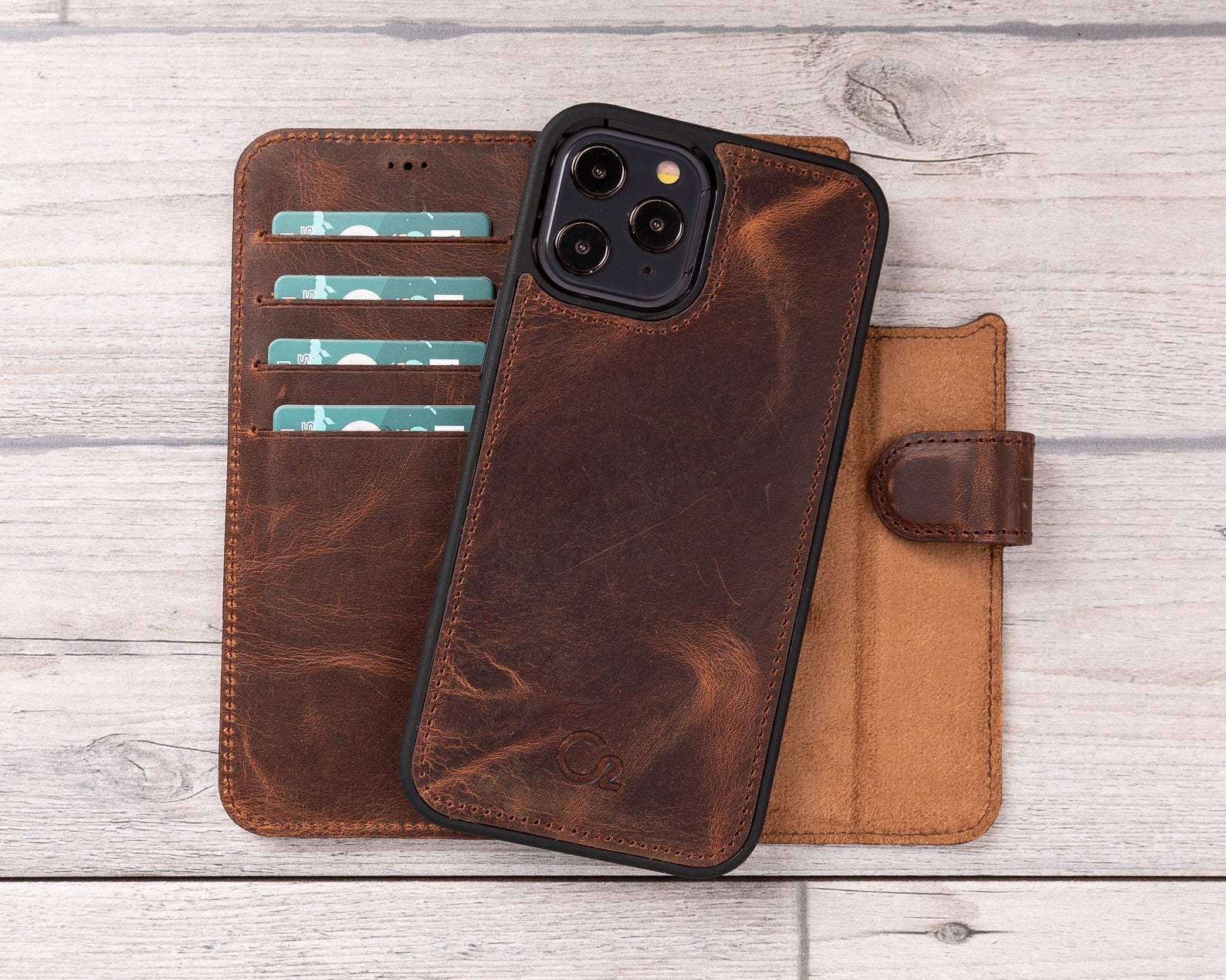 Magnetische Lederhülle Antic Brown für iPhone 12 Modelle 
